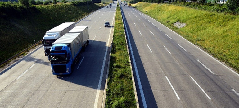 moving companies in Exton PA on a highway