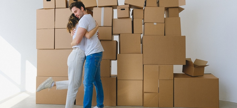 couple waiting for movers in Cherry Hill NJ