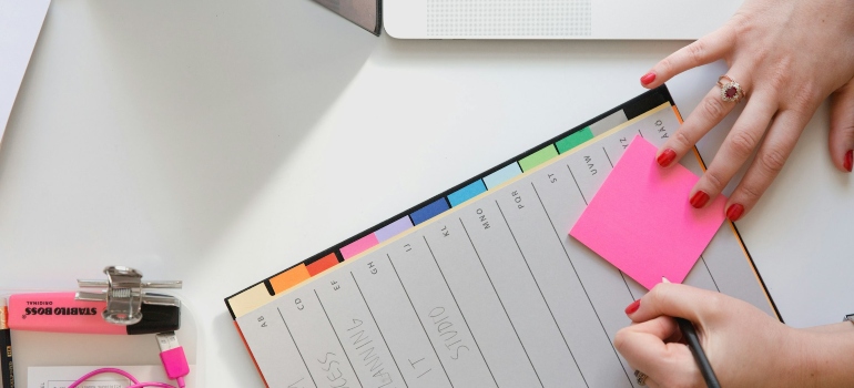 Person trying to plan a successful office relocation in Philadelphia