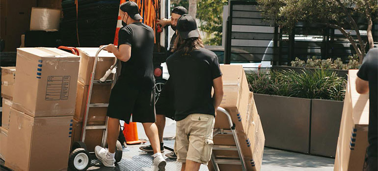 professionals working for moving companies in Montgomery County PA