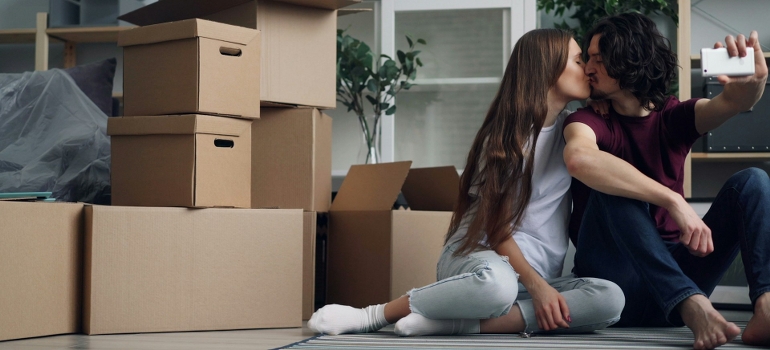 Couple waiting for movers in Delaware County PA