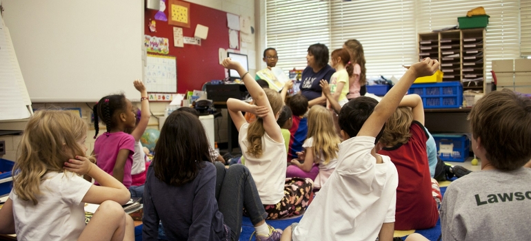 kids learning after moving to Media